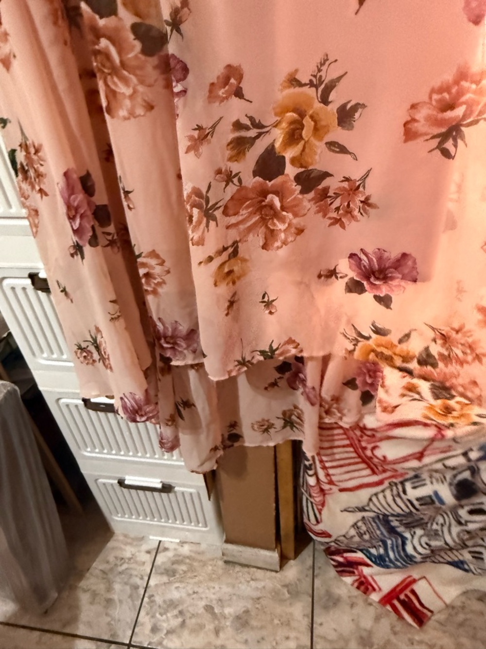 NWOT Torrid Plus Size Blush Floral HighLow Wrap Dress size 2X 18/20 🌸BRB SL 3 - Picture 10 of 10